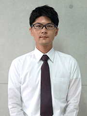 中部支店 長嶺篤史